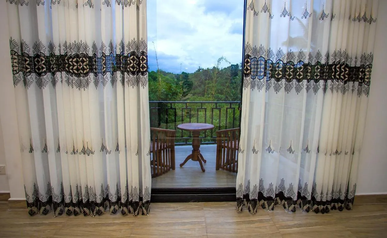 Royal Mansions Luxury Villa Sirimalwatta