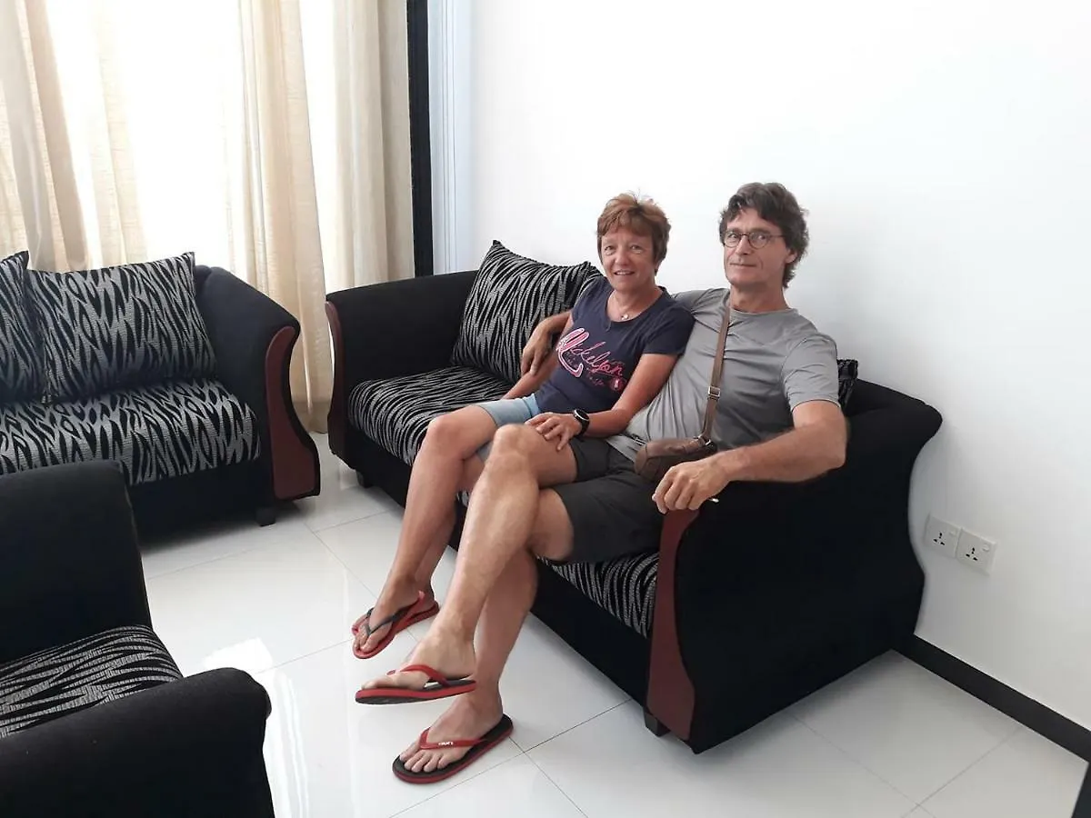 Royal Mansions Luxury Villa Sirimalwatta
