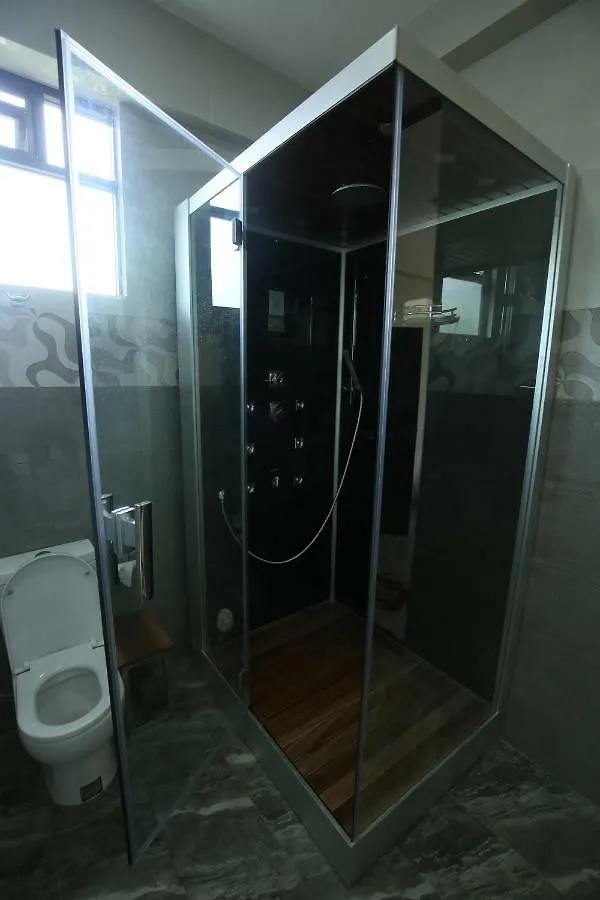 Royal Mansions Luxury Villa Sirimalwatta Sri Lanka