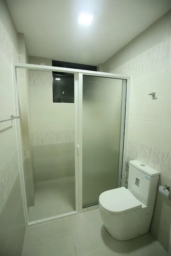 Royal Mansions Luxury Villa Sirimalwatta